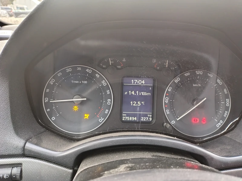 Skoda Octavia, снимка 9 - Автомобили и джипове - 52654677