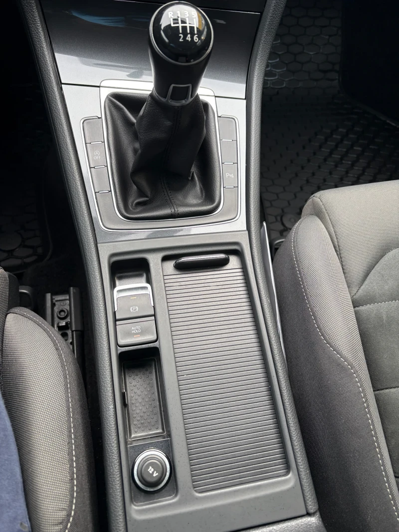 VW Golf VW GOLF 7.5, снимка 16 - Автомобили и джипове - 53556232