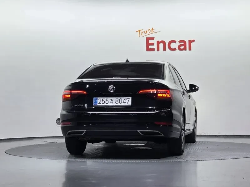 VW Jetta 1.4 Tsi Prestige, снимка 4 - Автомобили и джипове - 55785661