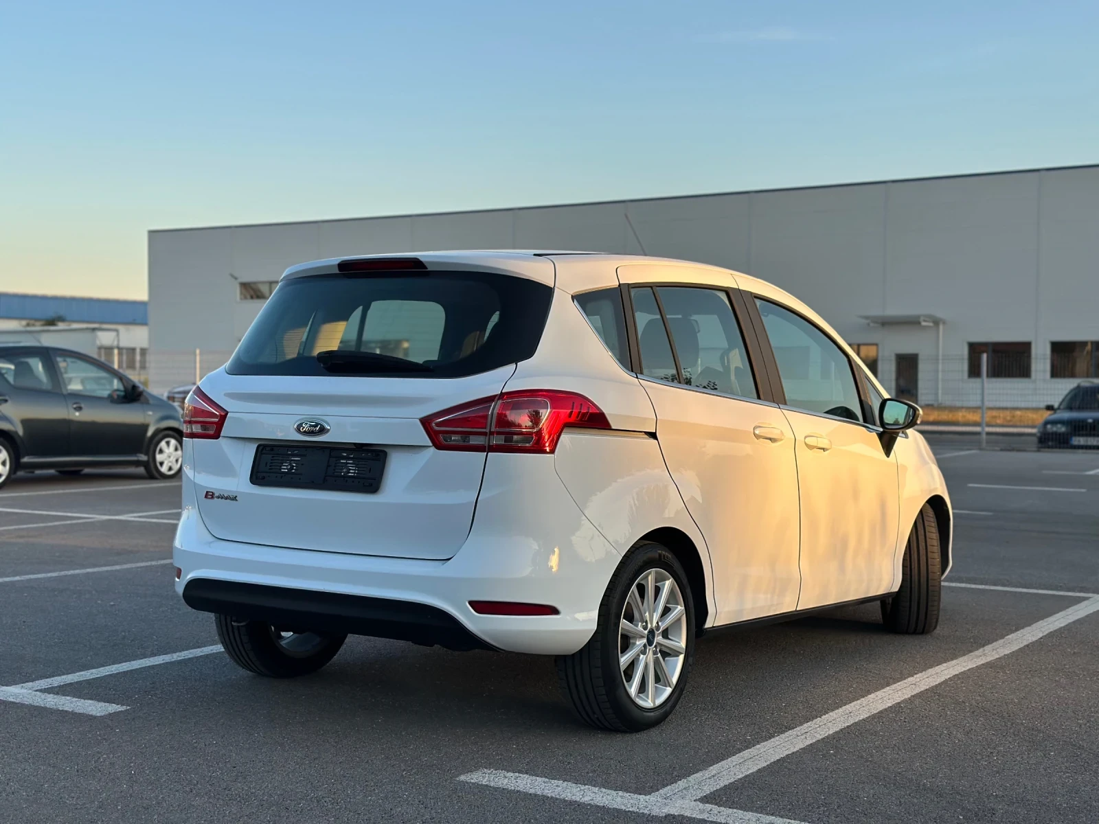 Ford B-Max 1.5 TDCi EURO6 Navi* Камера - изображение 4