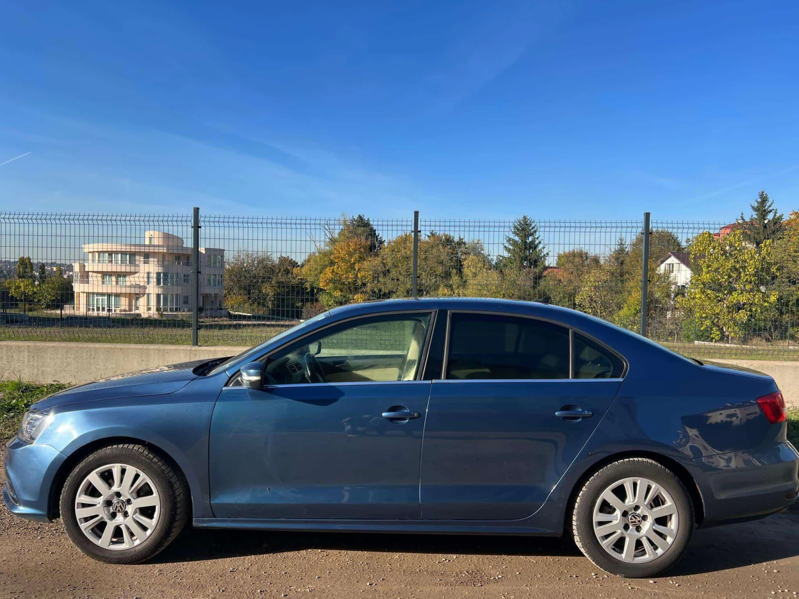 VW Jetta 1.8TSI SE - изображение 5