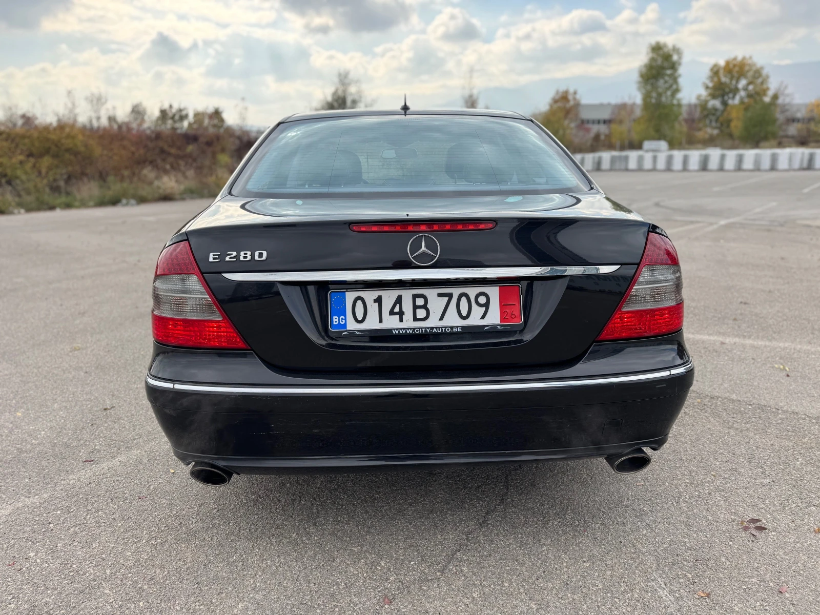 Mercedes-Benz E 280 EVO-3.0i-V6-230-FULL - изображение 7