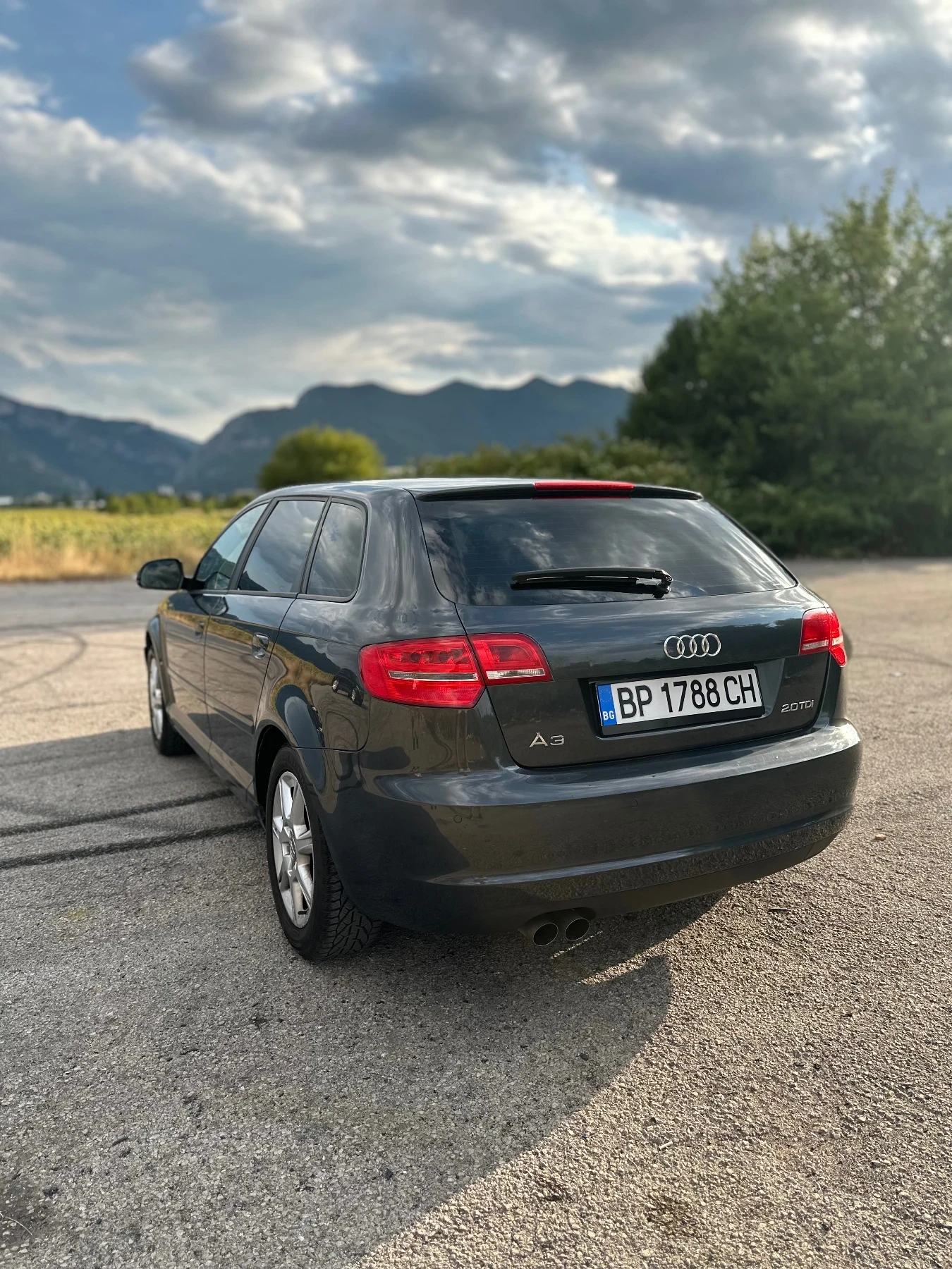 Audi A3  2.0 TDI Sportback - изображение 5