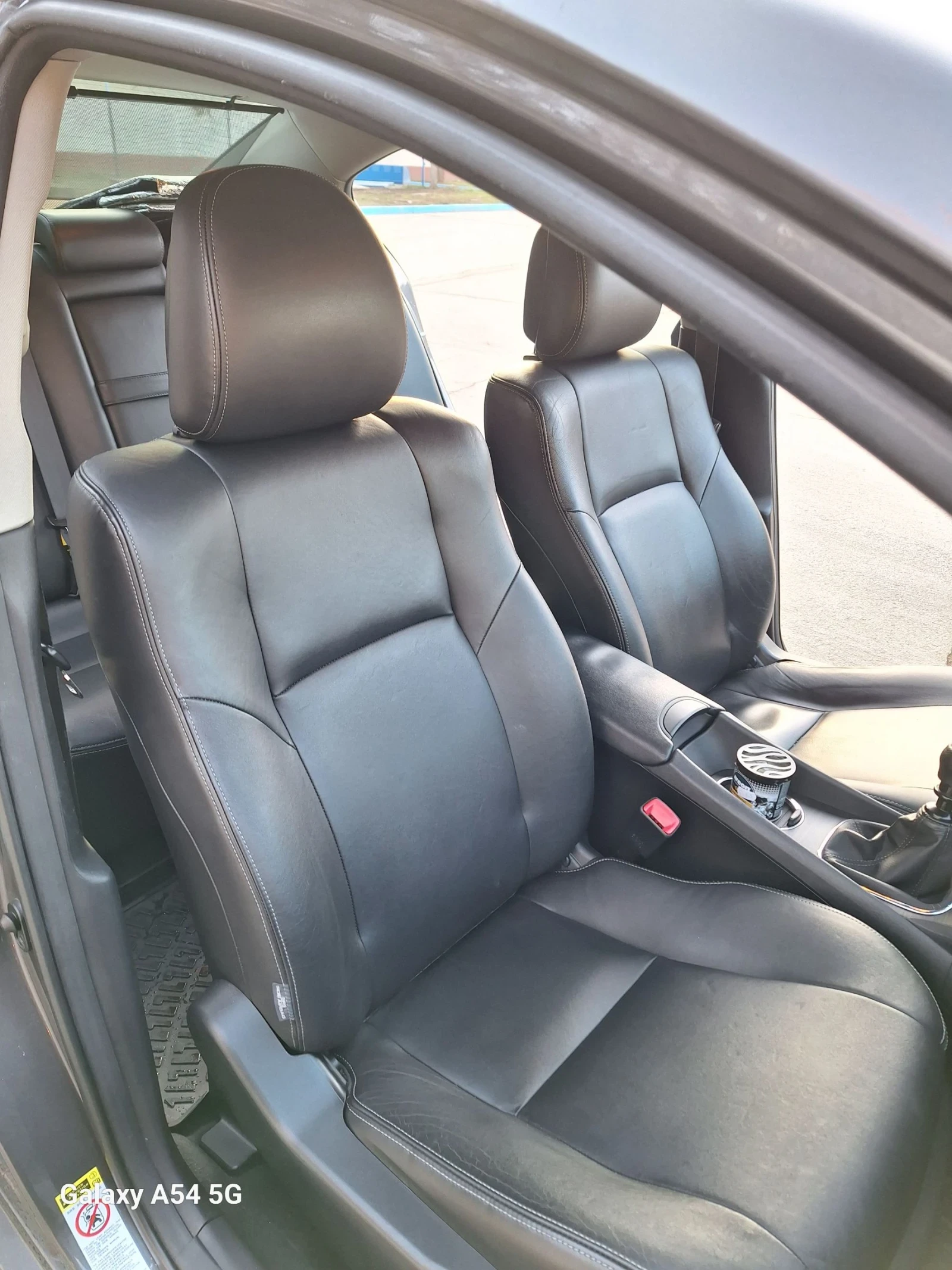 Toyota Avensis 2.0 | Mobile.bg — изображение 11