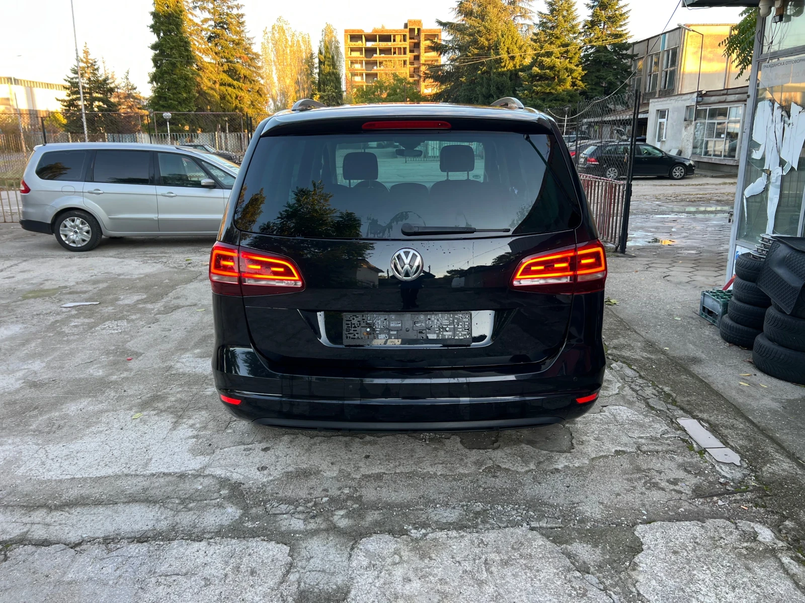 VW Sharan 2.0.150кс. - изображение 3