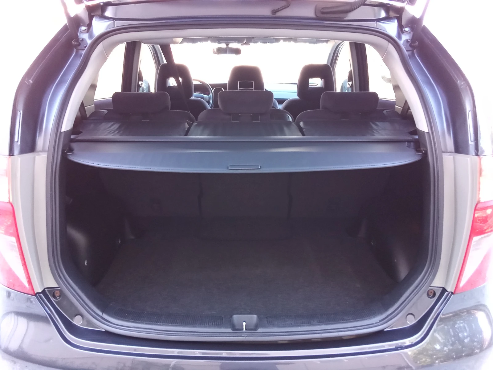 Honda Fr-v 2.2CTDI-140kc. 6места | Mobile.bg — изображение 14