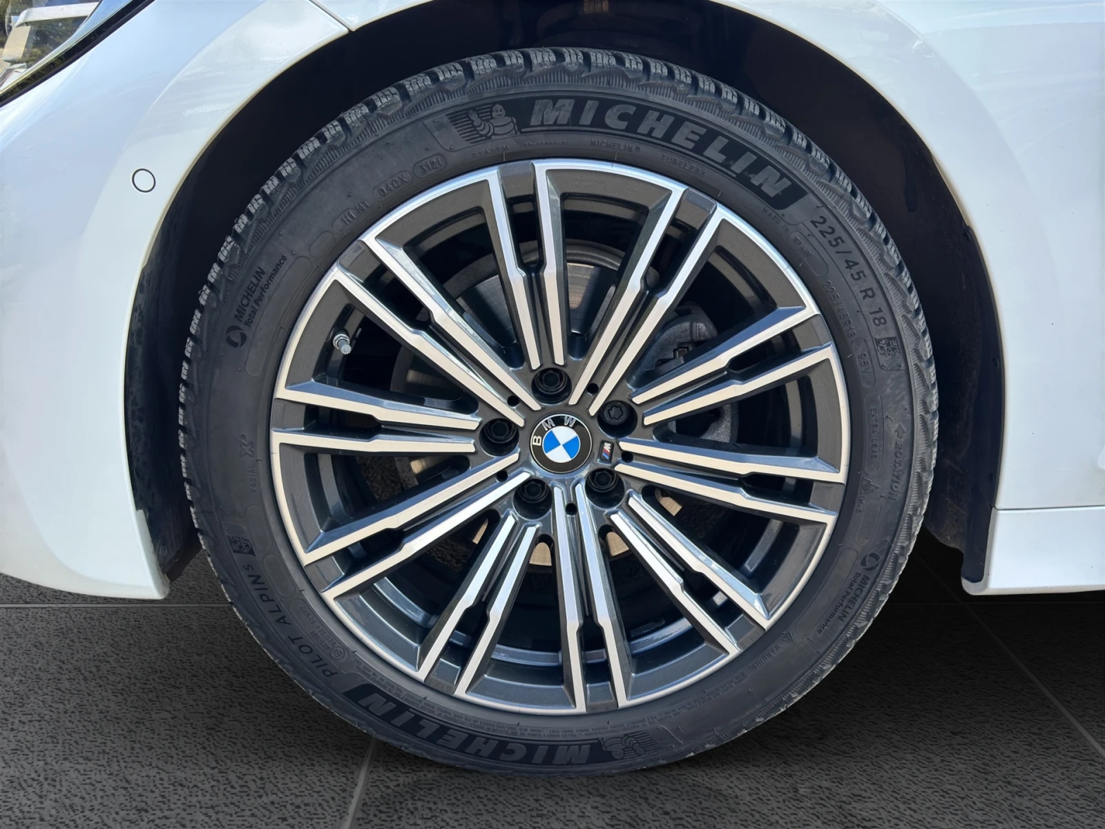 BMW 320 xDrive ����� | Mobile.bg � ����������� 5