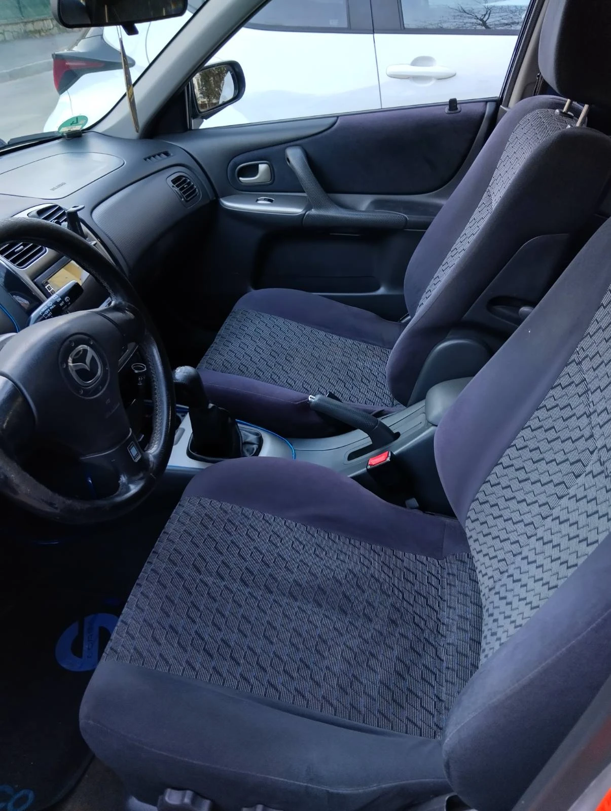 Mazda 323 ��� | Mobile.bg � ����������� 4