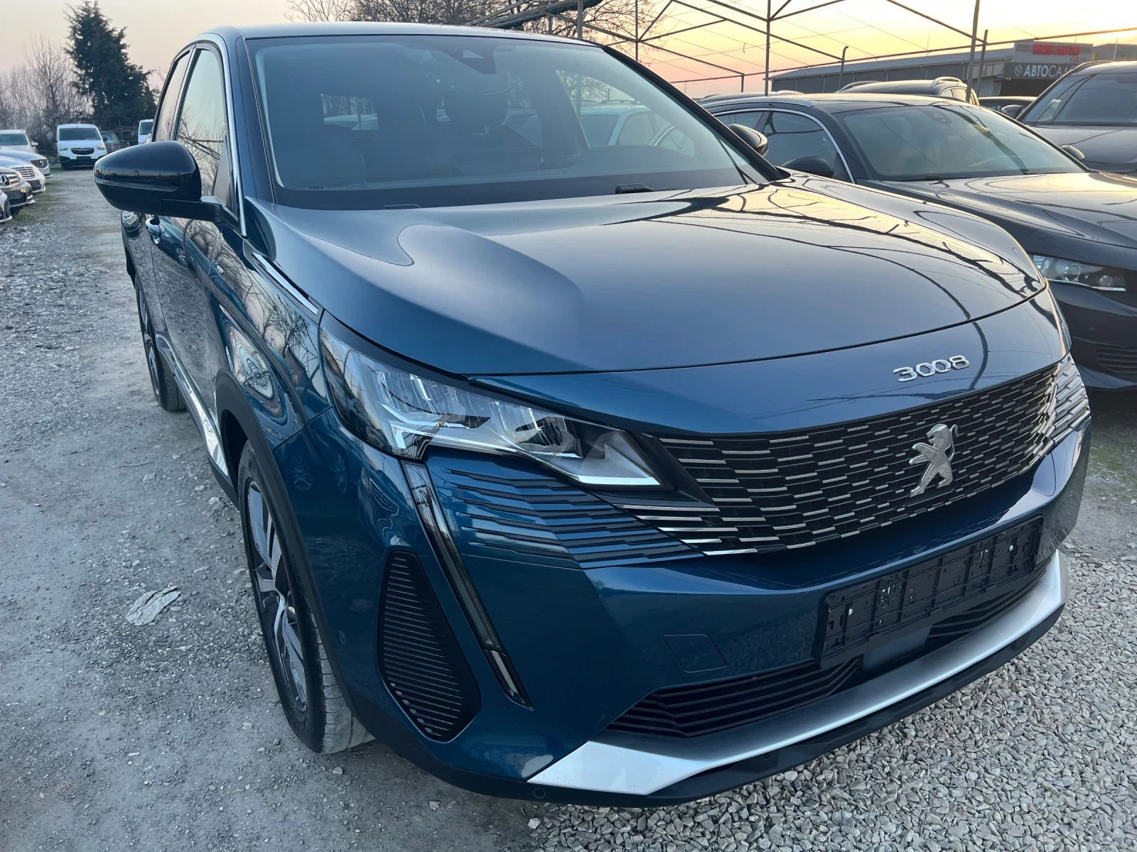 Peugeot 3008 1.6 THP PLUG IN HYBRID/ALLURE/ НЕРАЗЛИЧИМ ОТ НОВ