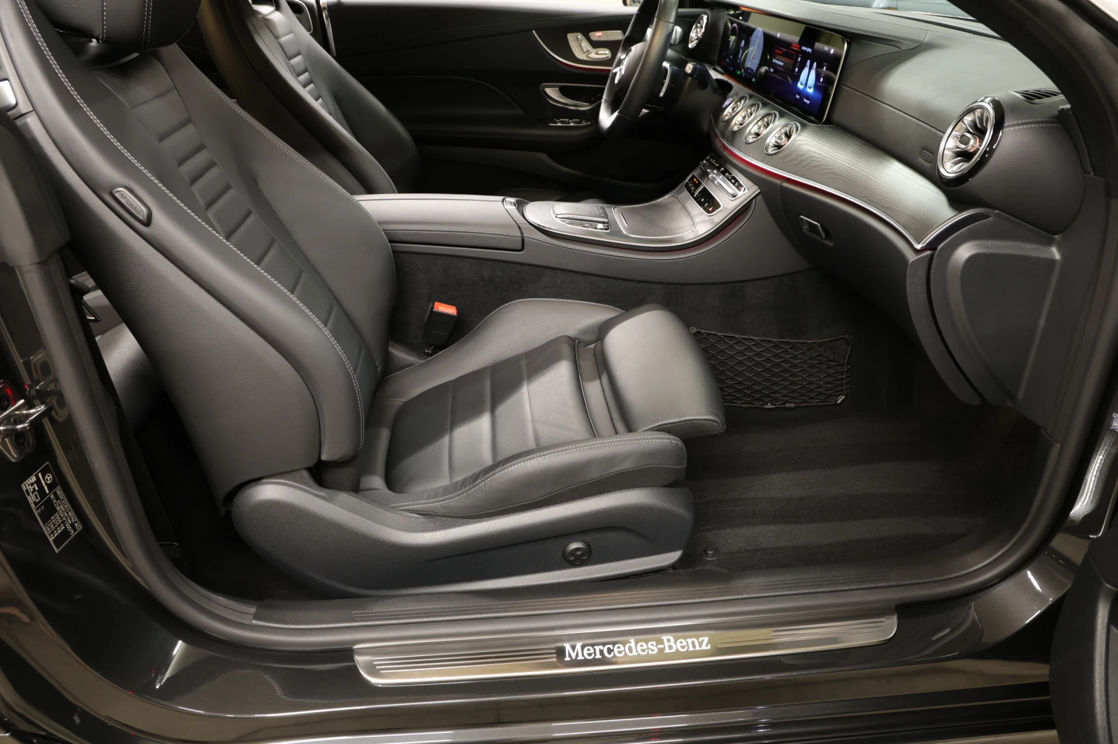 Mercedes-Benz E 450 Coupe 4MATIC AMG Line | Mobile.bg � ����������� 13