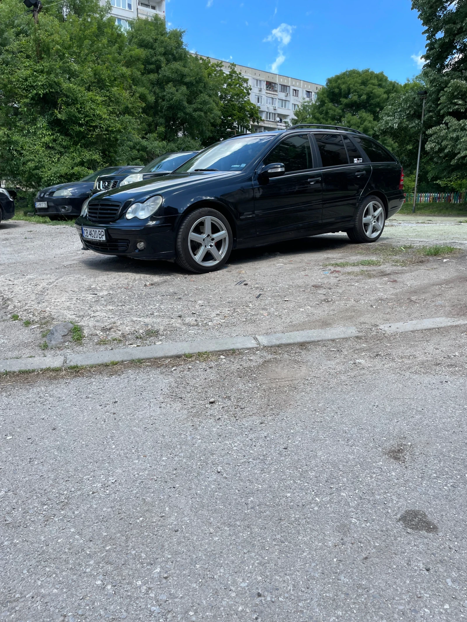 Mercedes-Benz 220, снимка 6 - Автомобили и джипове - 53867176