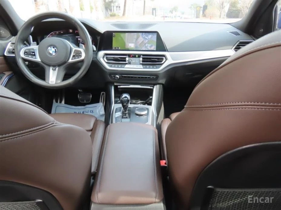 BMW 330 * xDrive* M-Sport* КОЖА* ПОДГРЕВ* ШИБИДАХ* , снимка 12 - Автомобили и джипове - 53911396