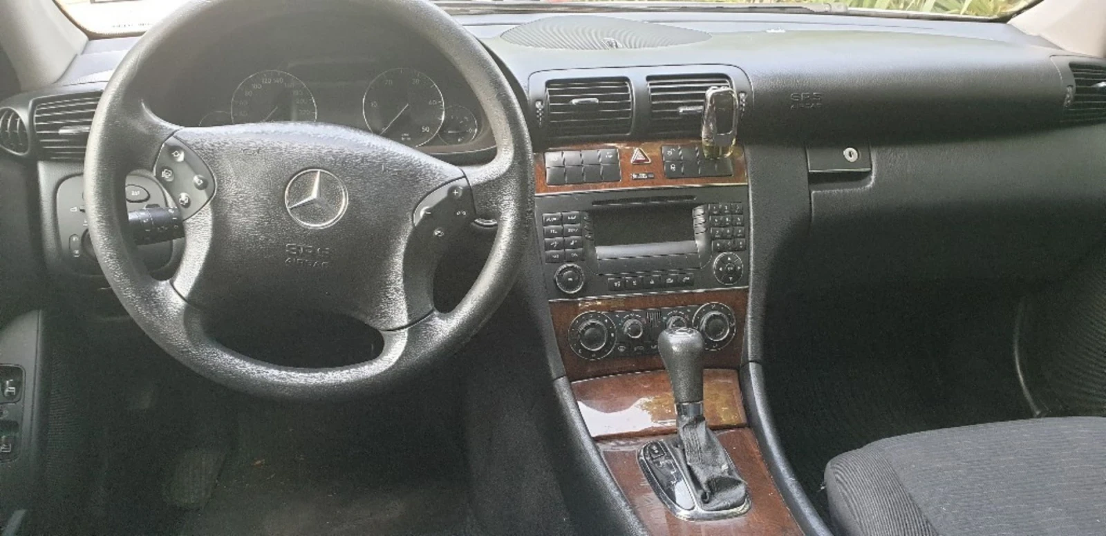 Mercedes-Benz C 220, снимка 5 - Автомобили и джипове - 53935838