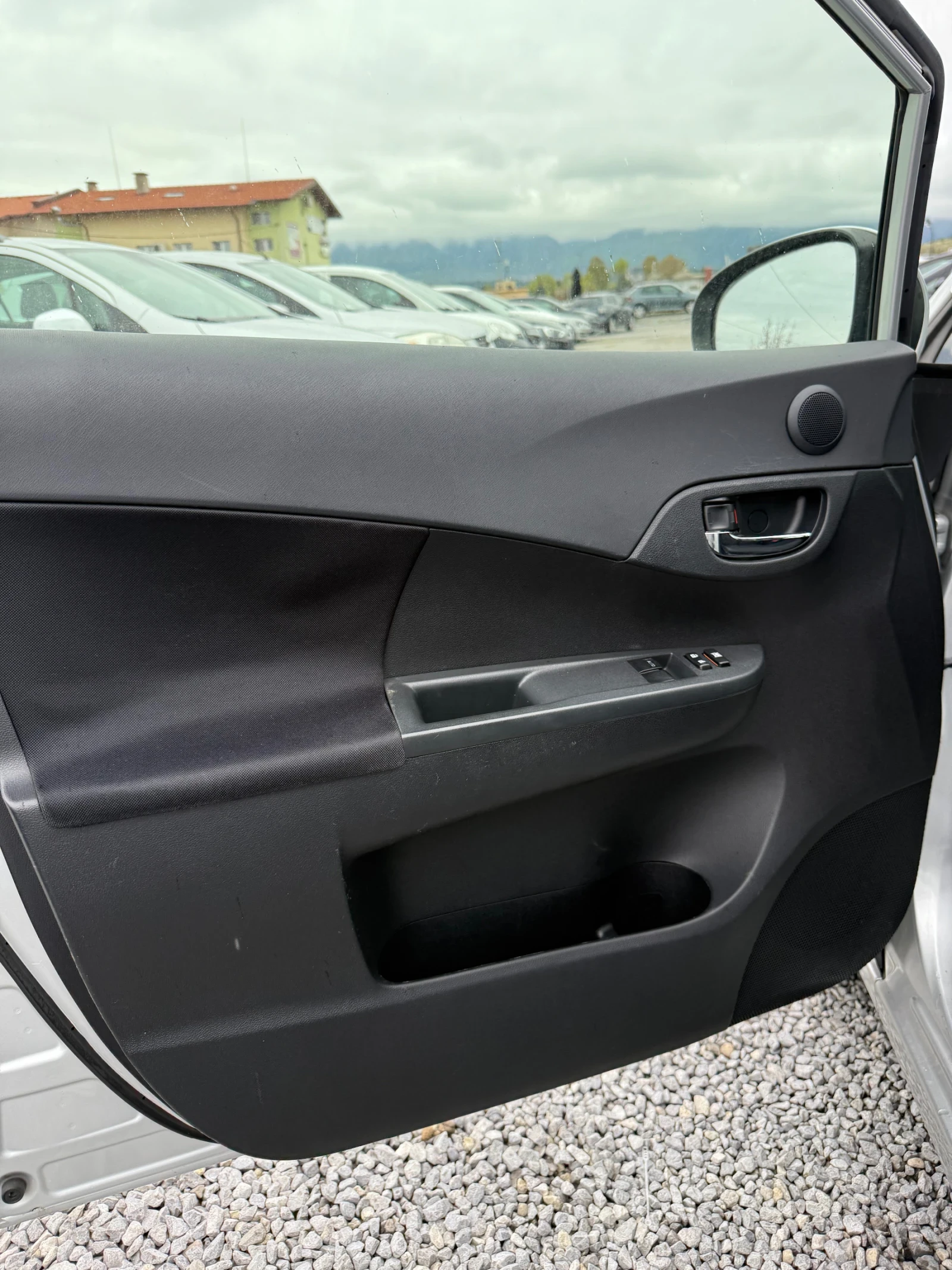 Toyota Verso S 1.4 D4D 90�.�. | Mobile.bg � ����������� 7