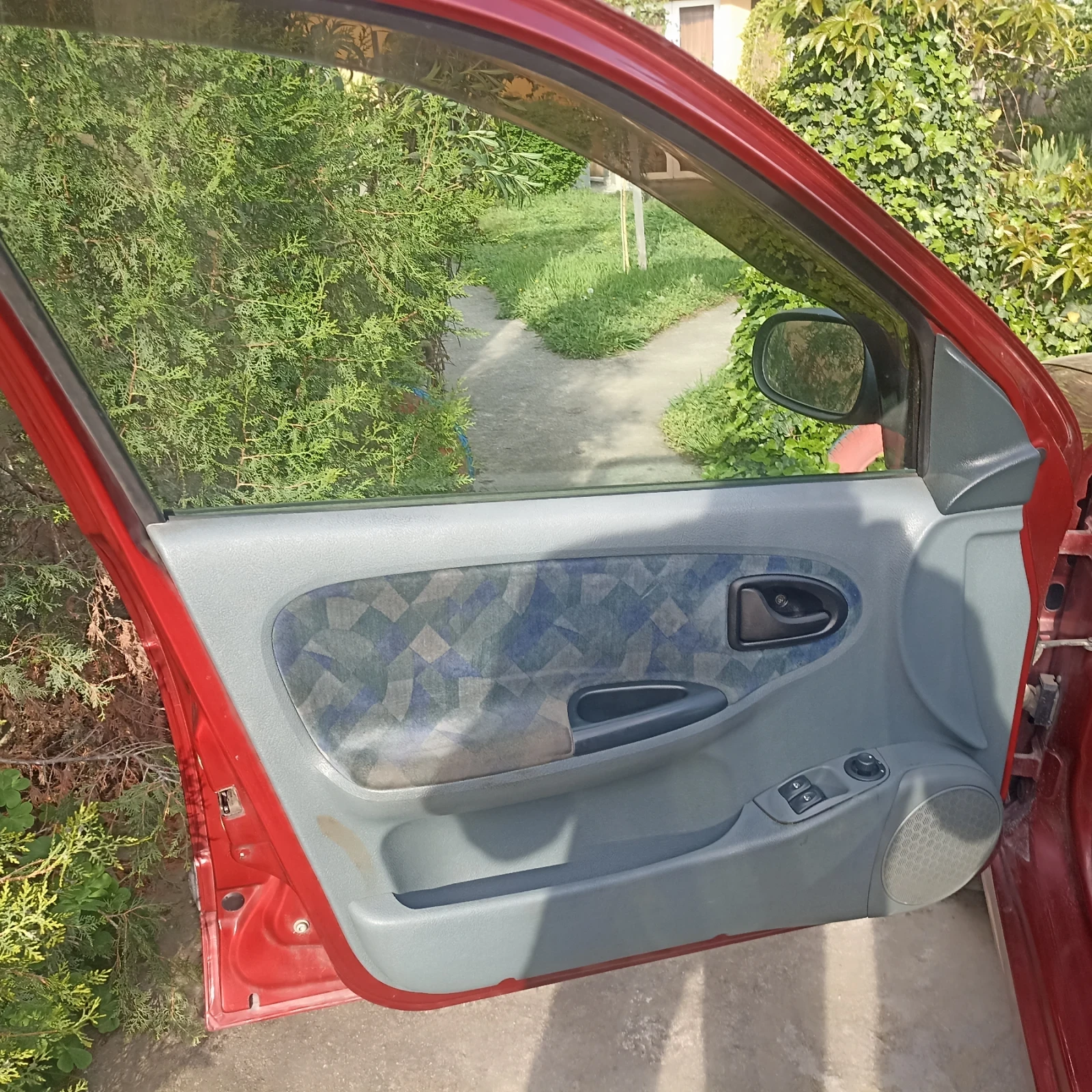 Renault Megane, снимка 10 - Автомобили и джипове - 54298393