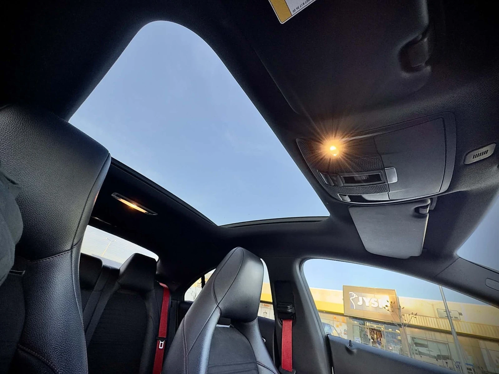 Mercedes-Benz CLA 45 AMG CLA 45 AMG, снимка 15 - Автомобили и джипове - 54336218