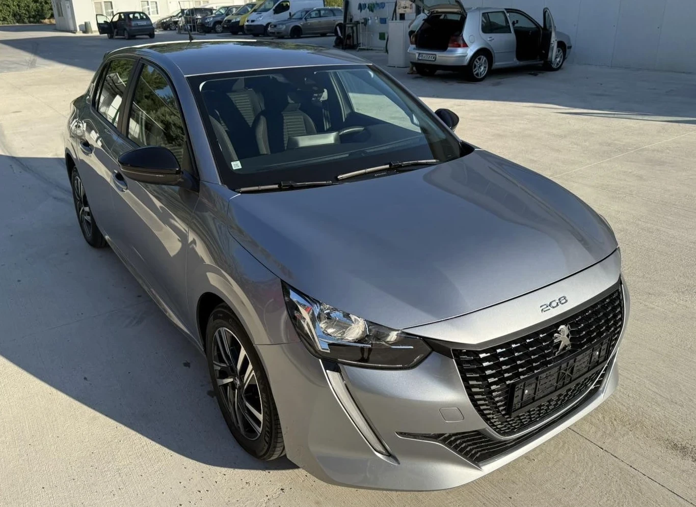 Peugeot 208 1, 2 Pure Tech/100 kc/AUTOMATIC/РЕГИСТРИРАНА, снимка 3 - Автомобили и джипове - 54462681