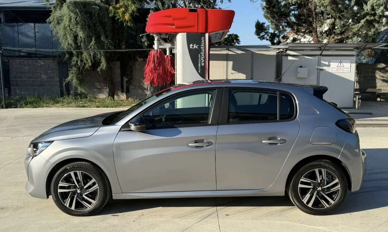 Peugeot 208 1, 2 Pure Tech/100 kc/AUTOMATIC/РЕГИСТРИРАНА, снимка 4 - Автомобили и джипове - 54462681