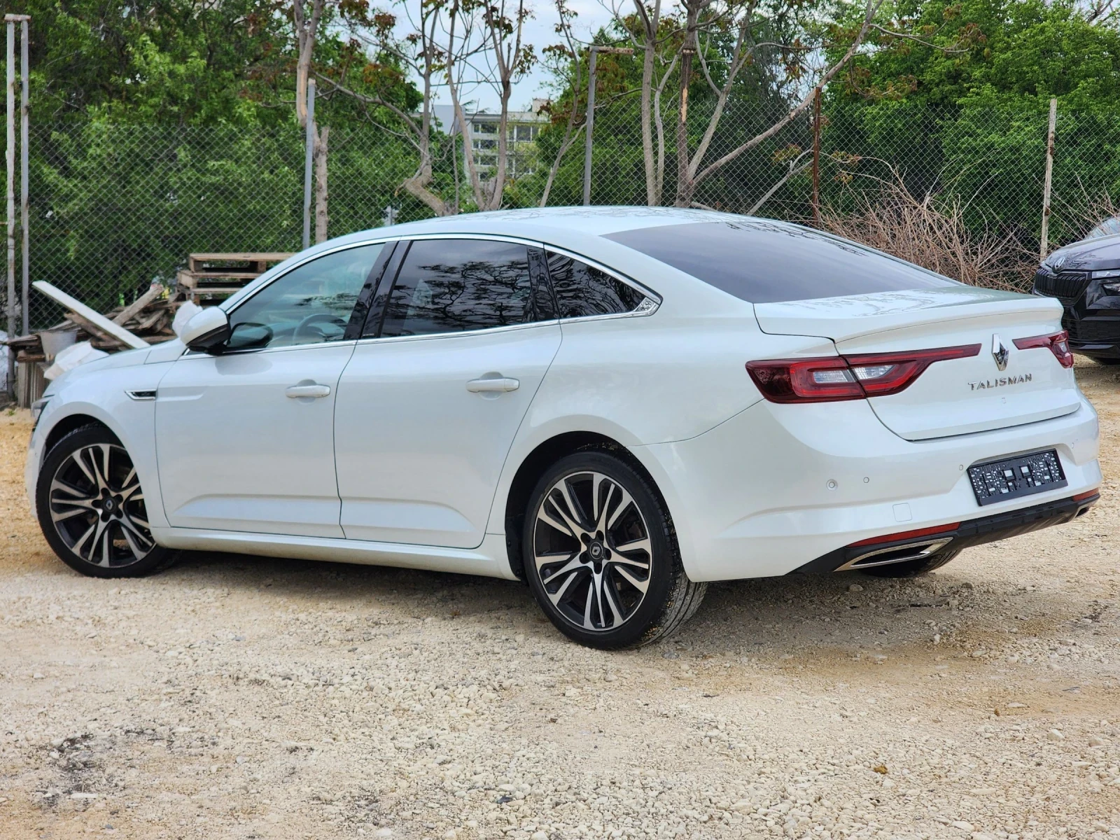 Renault Talisman 1.6DCI Initiale Paris, снимка 4 - Автомобили и джипове - 54560105