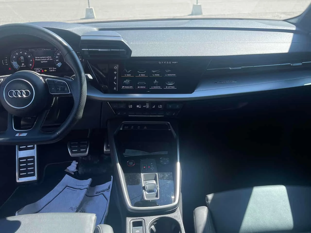 Audi S3 * Komfort * CARFAX * ЦЕНА ДО БГ, снимка 9 - Автомобили и джипове - 55040419