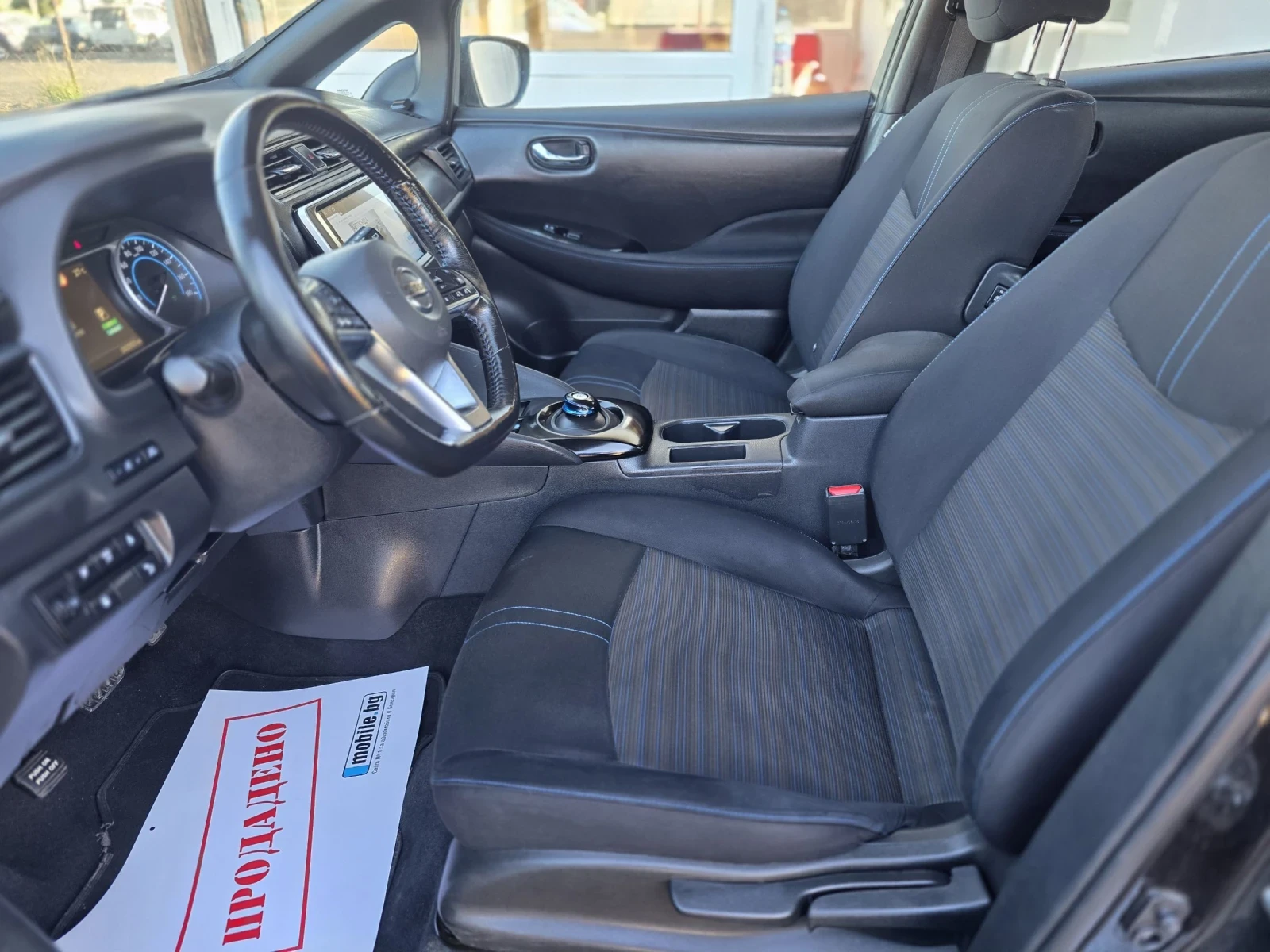 Nissan Leaf  Електрически , снимка 9 - Автомобили и джипове - 55287340