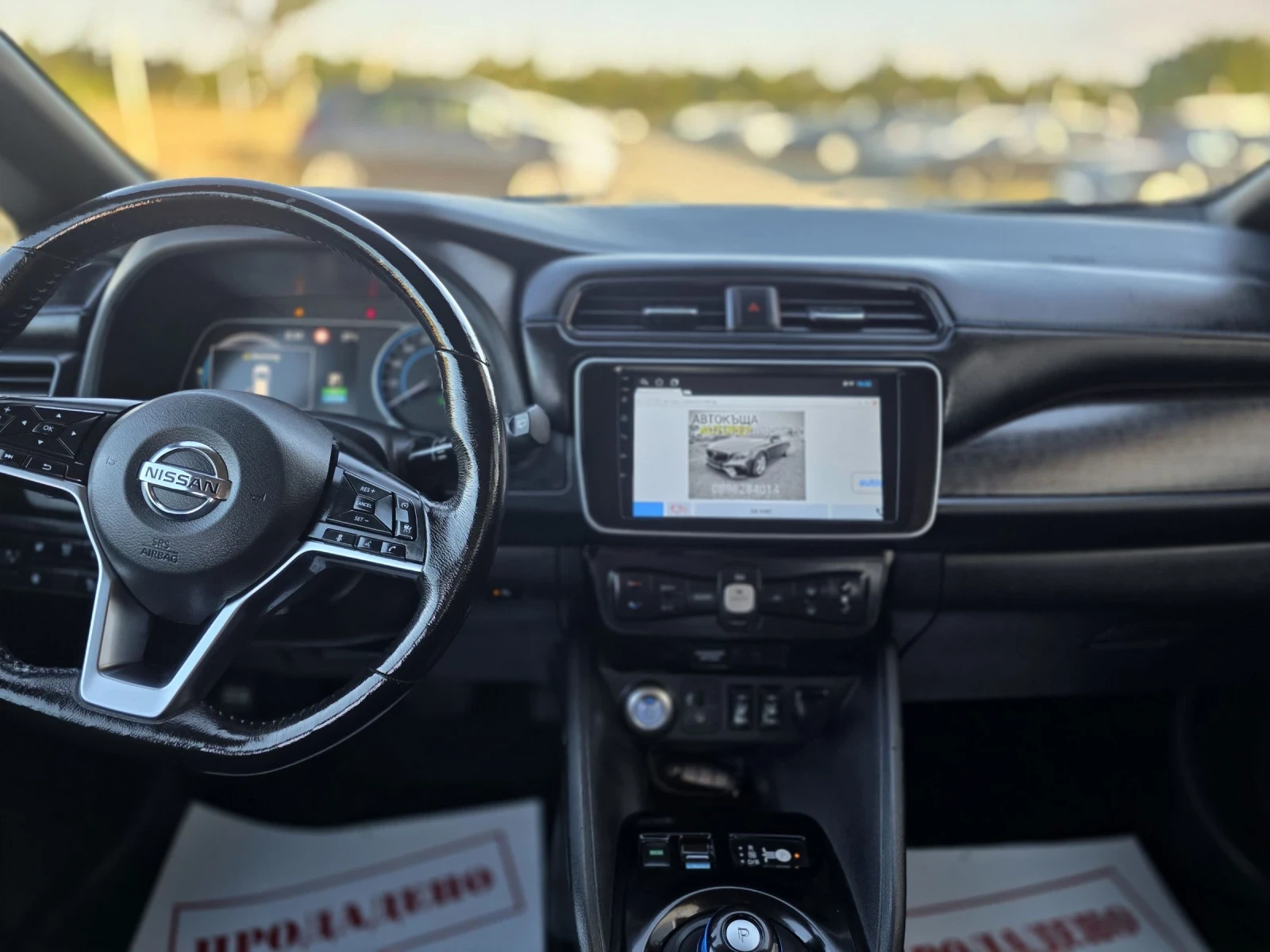 Nissan Leaf  Електрически , снимка 12 - Автомобили и джипове - 55287340