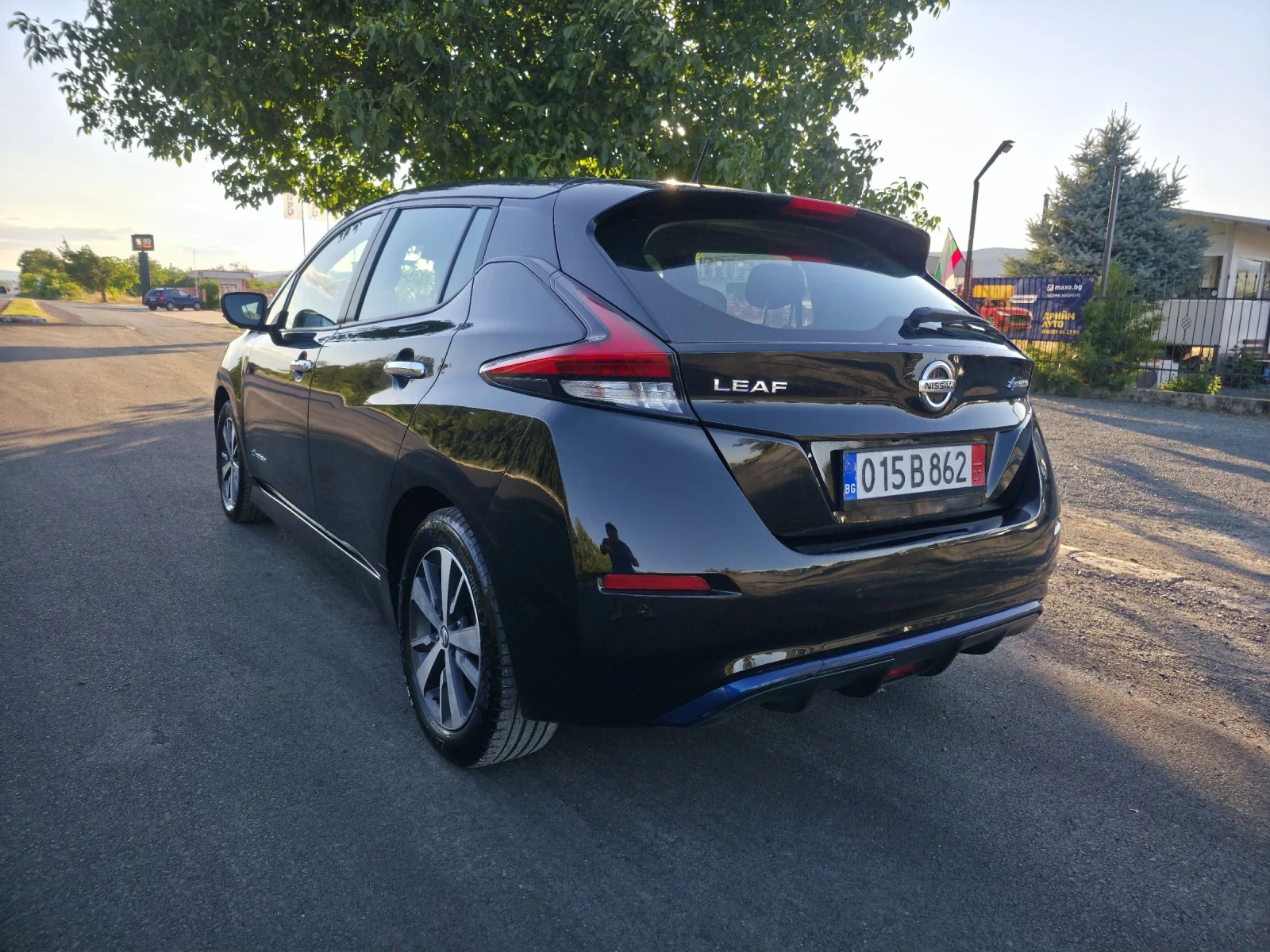 Nissan Leaf  Електрически , снимка 7 - Автомобили и джипове - 55287340