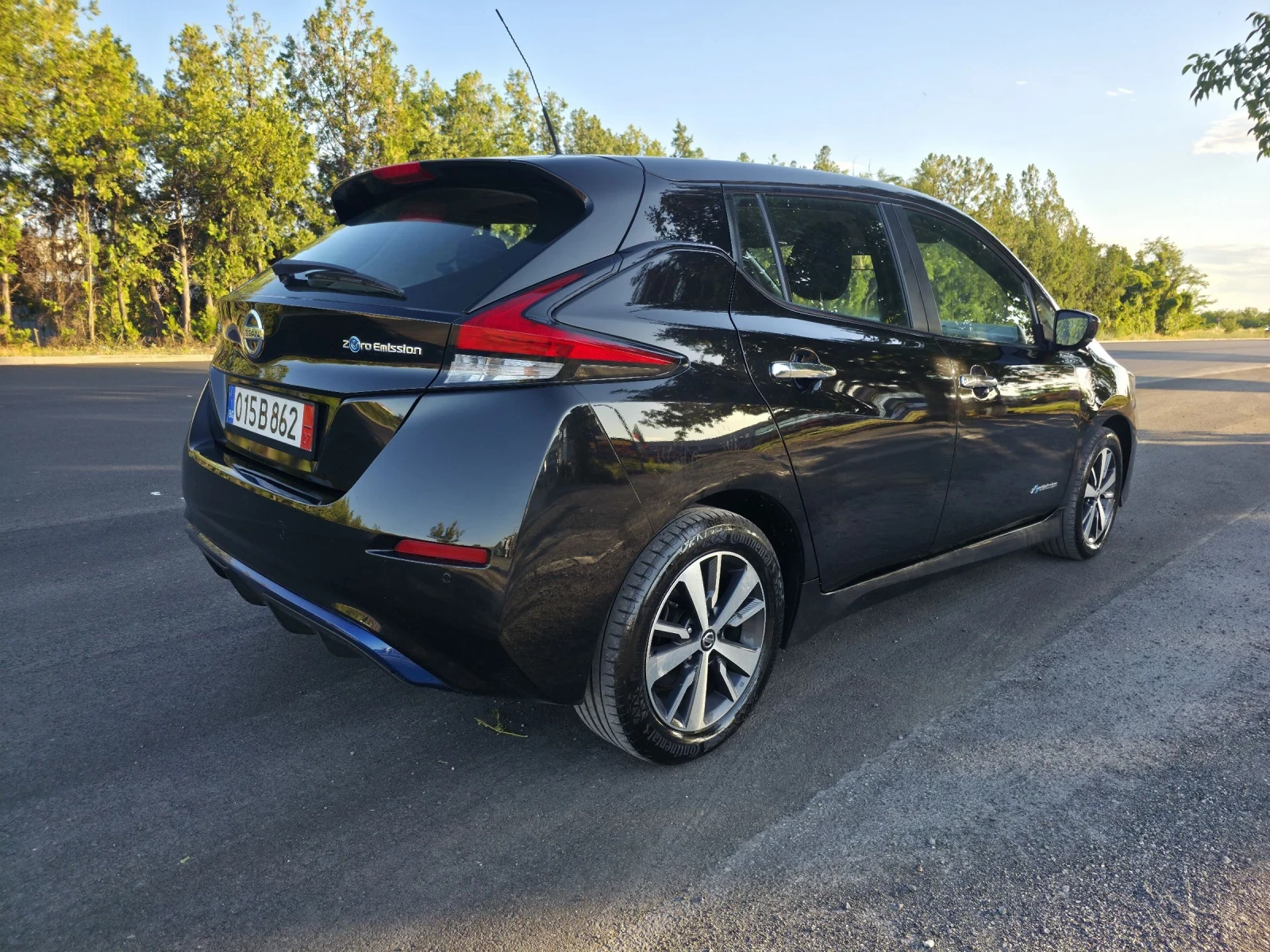 Nissan Leaf  Електрически , снимка 5 - Автомобили и джипове - 55287340