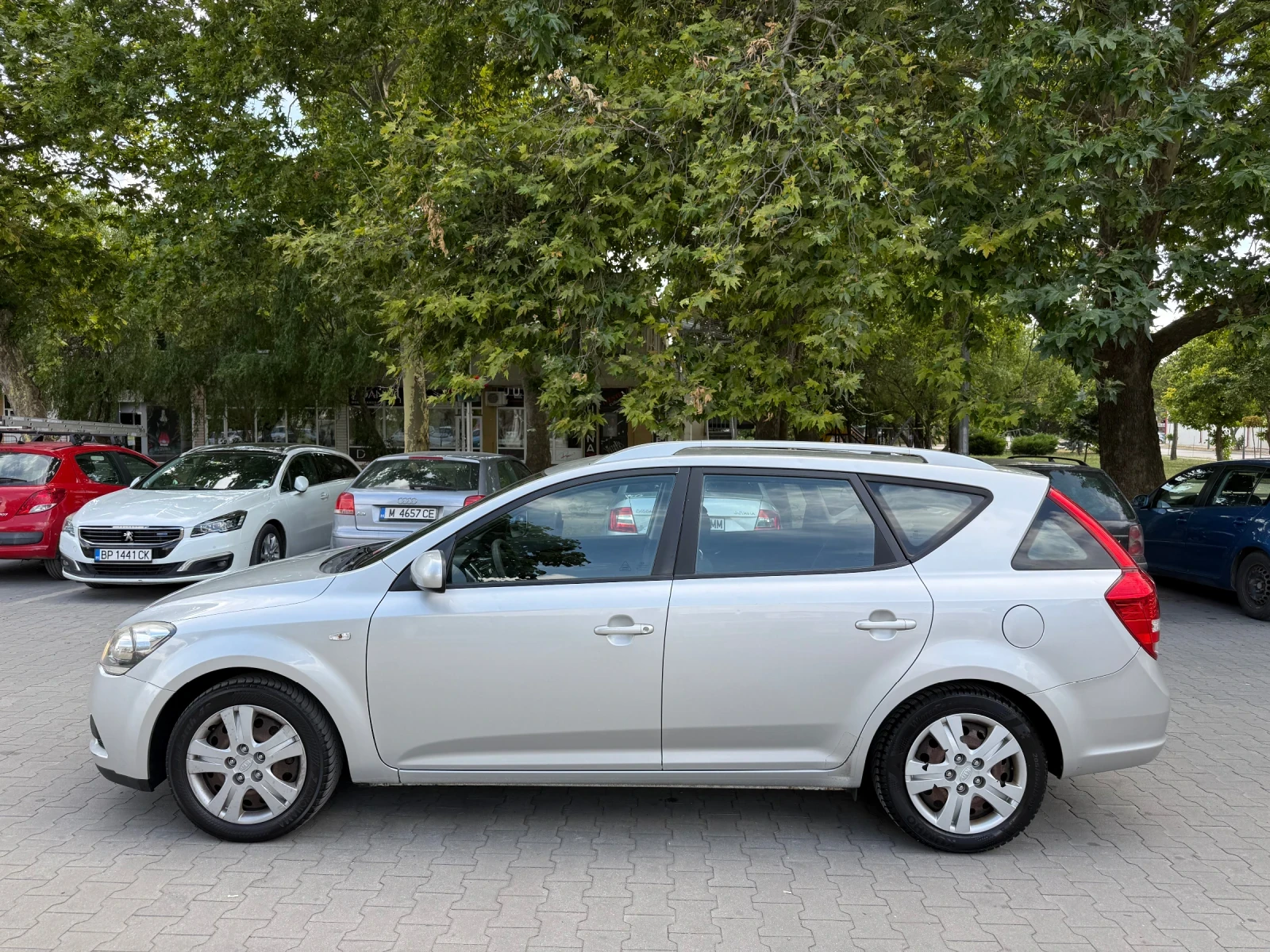 Kia Ceed 1.4 ECO DYNAMICS, снимка 8 - Автомобили и джипове - 55428772