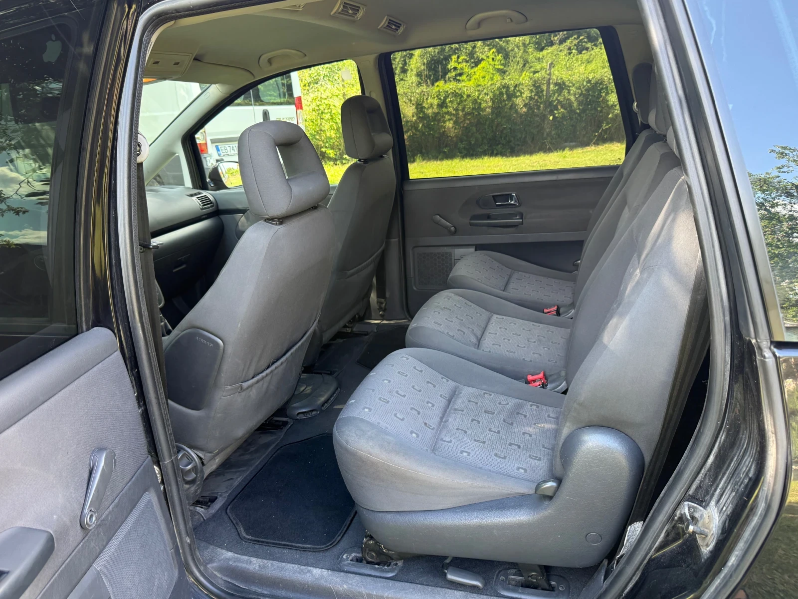 VW Sharan 1.9 TDI 6+ 1, снимка 7 - Автомобили и джипове - 55513967