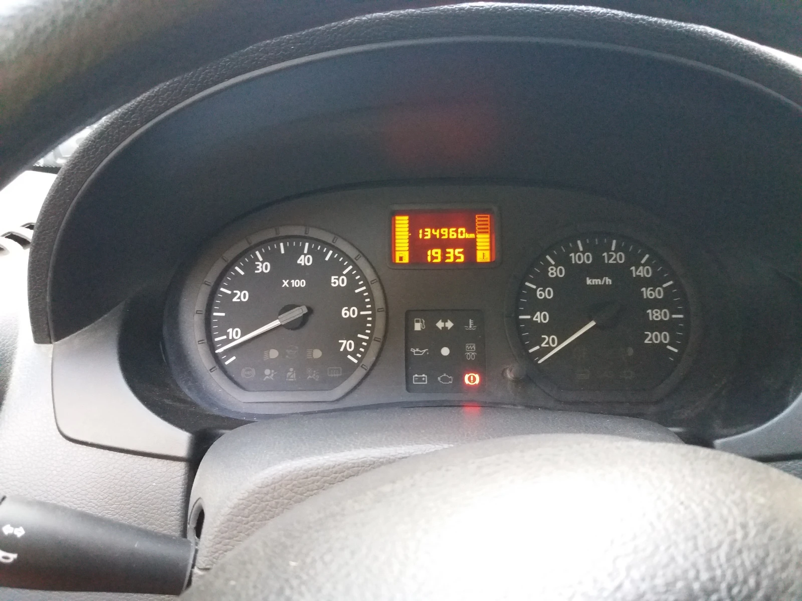 Dacia Logan комби 1.6 in, снимка 9 - Автомобили и джипове - 55899227