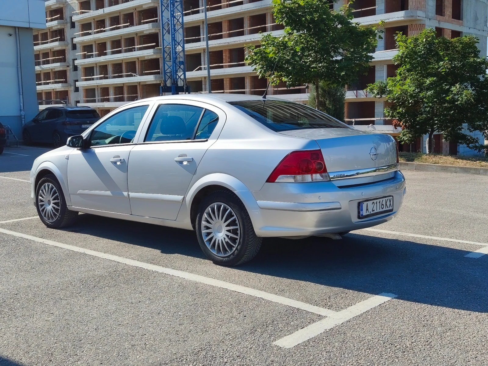 Opel Astra H, снимка 4 - Автомобили и джипове - 55621992