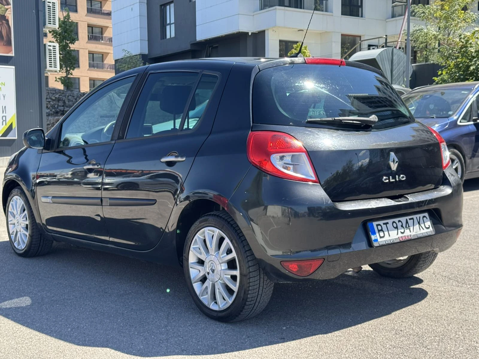 Renault Clio, снимка 2 - Автомобили и джипове - 55726974