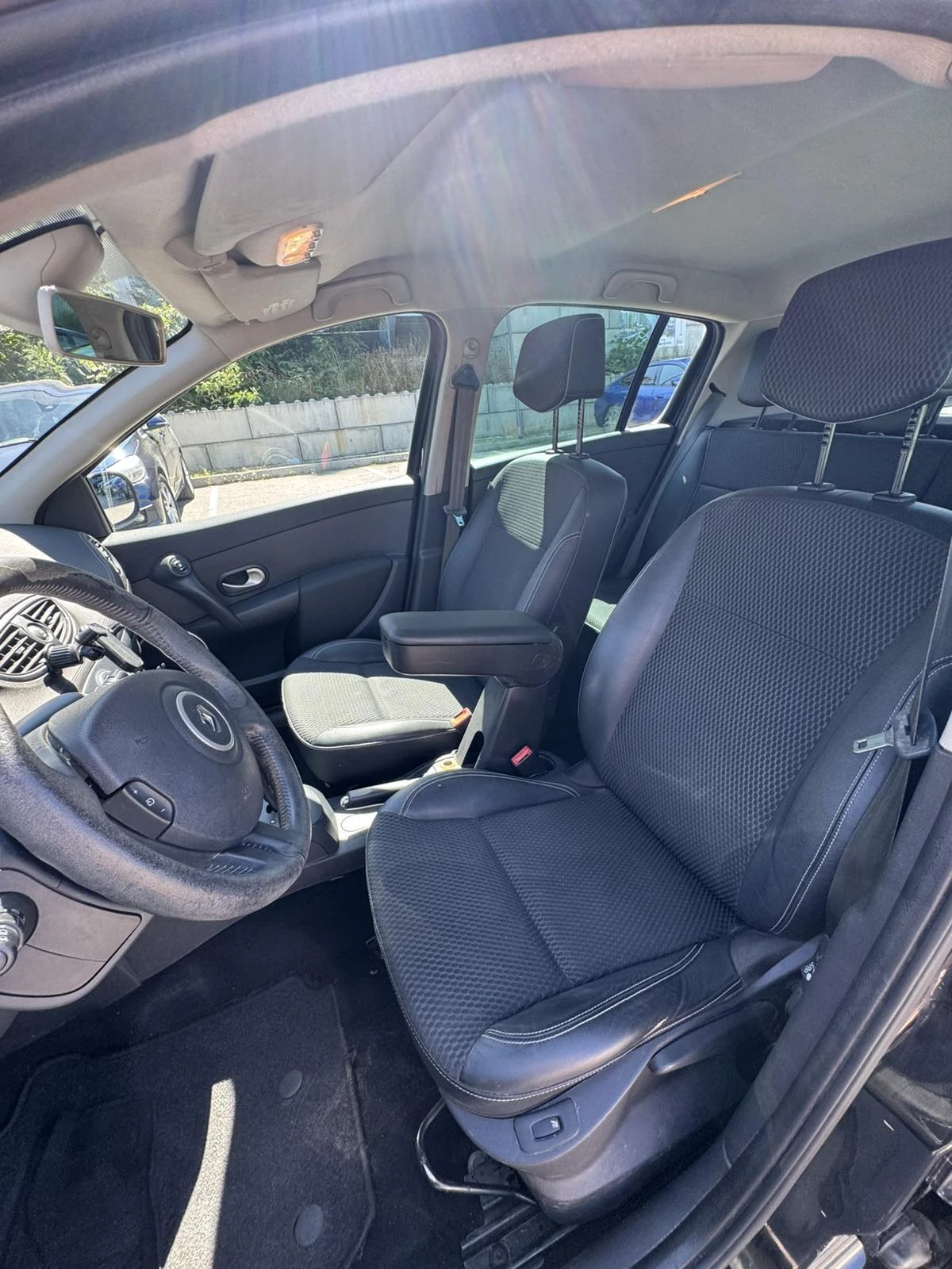 Renault Clio, снимка 10 - Автомобили и джипове - 55726974