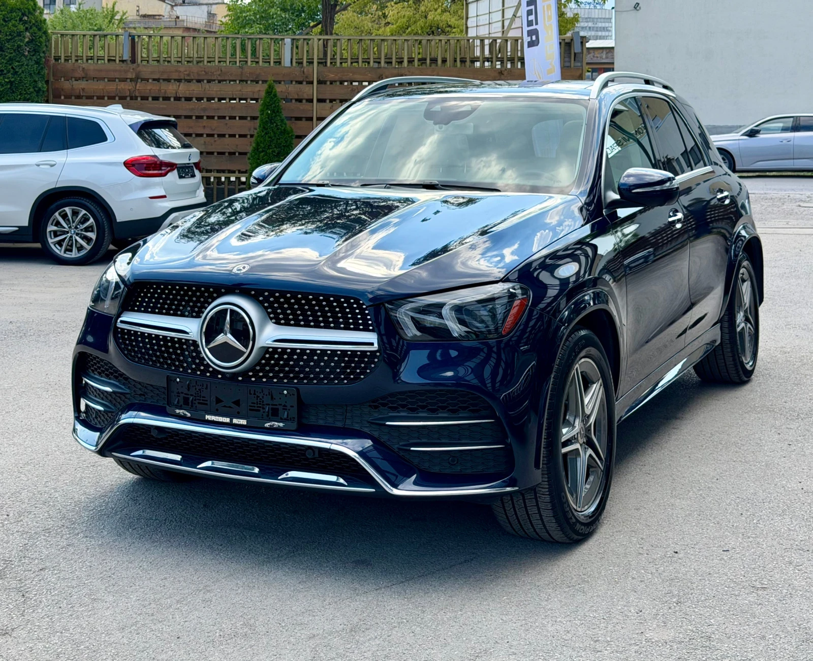 Mercedes-Benz GLE 450 AMG-pack 4Matic 7-местна!, снимка 3 - Автомобили и джипове - 56021829