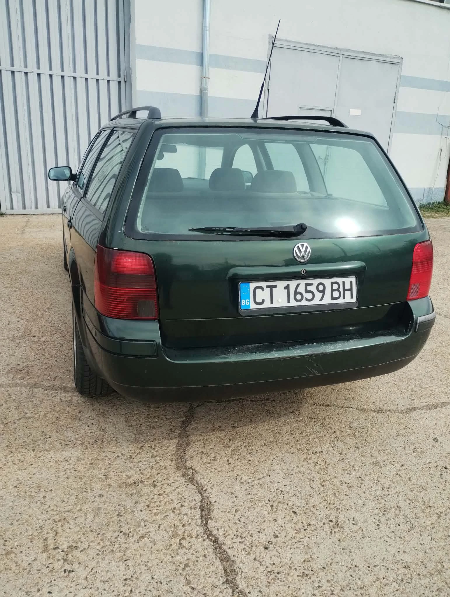 VW Passat, снимка 3 - Автомобили и джипове - 56523982