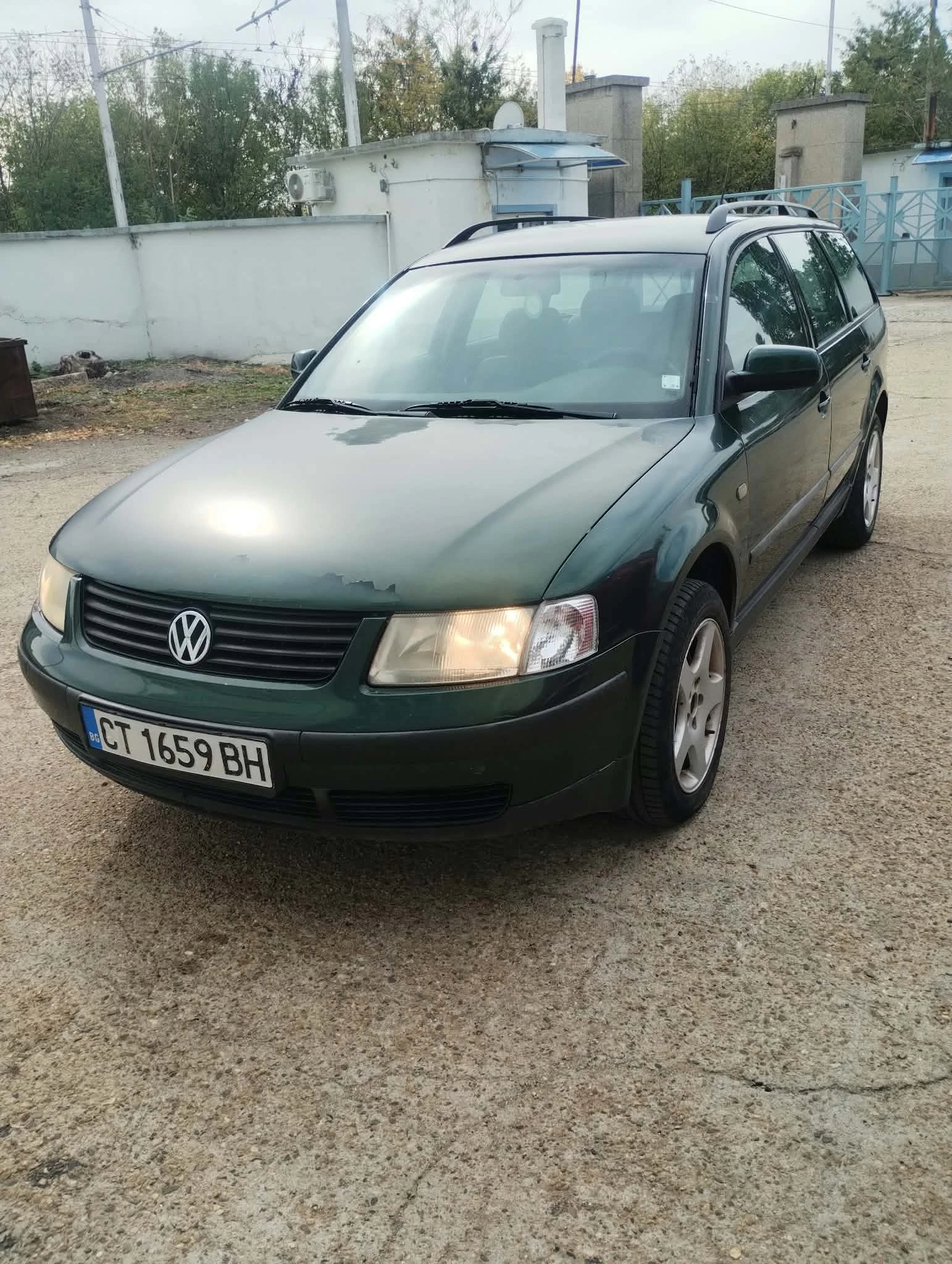VW Passat, снимка 2 - Автомобили и джипове - 56523982