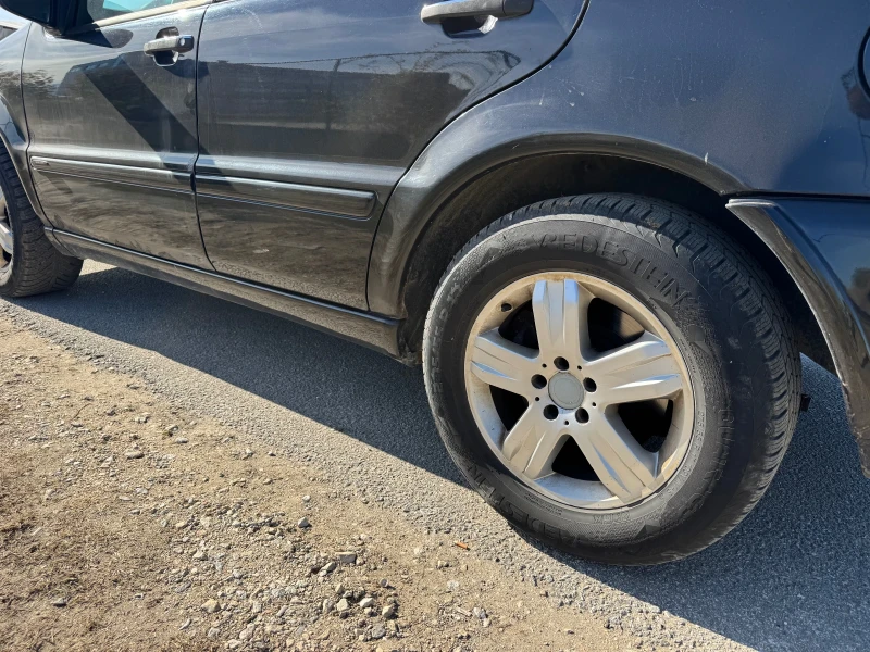 Mercedes-Benz ML 270 Special Edition Топ, снимка 8 - Автомобили и джипове - 52354309