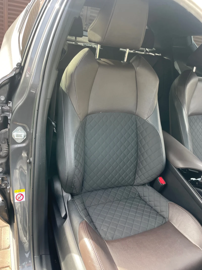 Toyota C-HR 1.8* HYBRID* Keyless go* Distronic* Evro 6, снимка 9 - Автомобили и джипове - 52441012