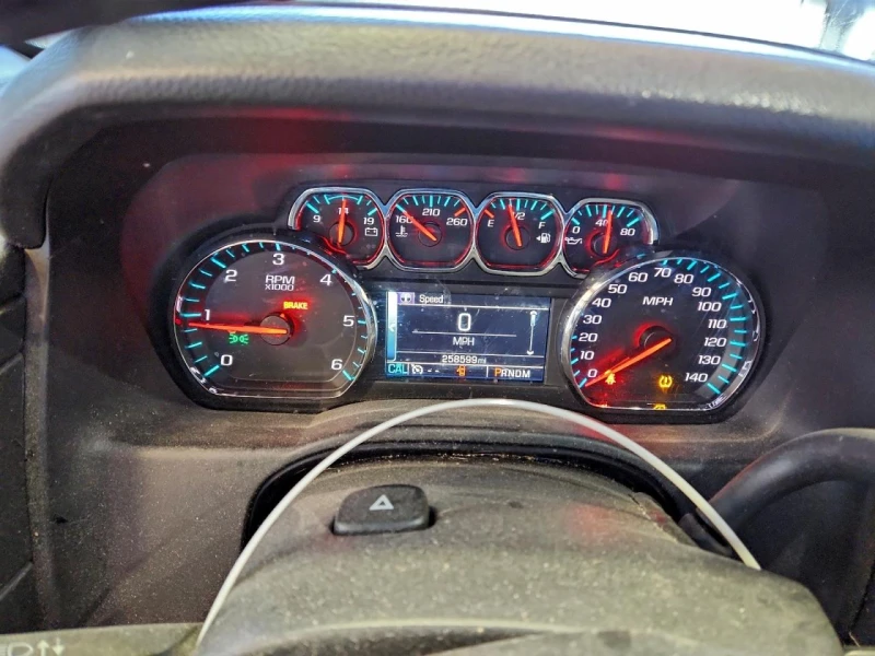 Chevrolet Tahoe 5.3l C1500 Ls, снимка 9 - Автомобили и джипове - 53238783