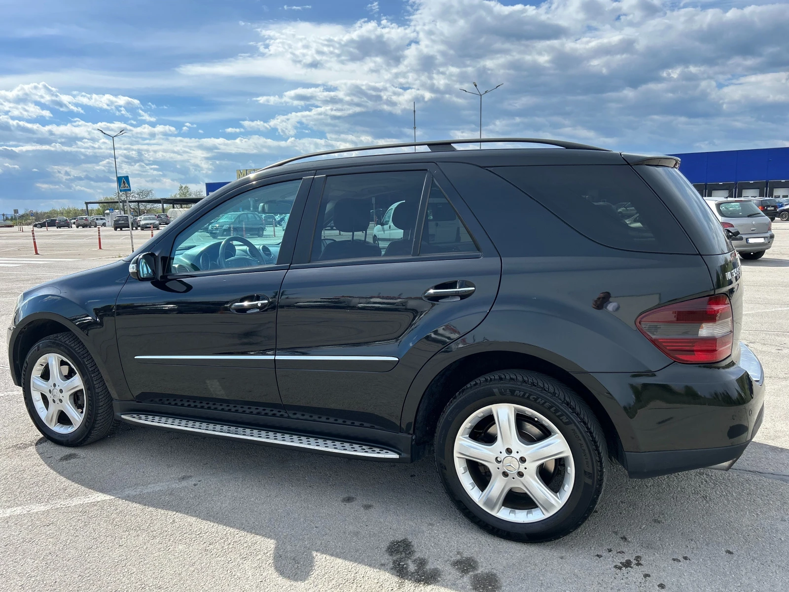 Mercedes-Benz ML 320 4 MATIC - изображение 2