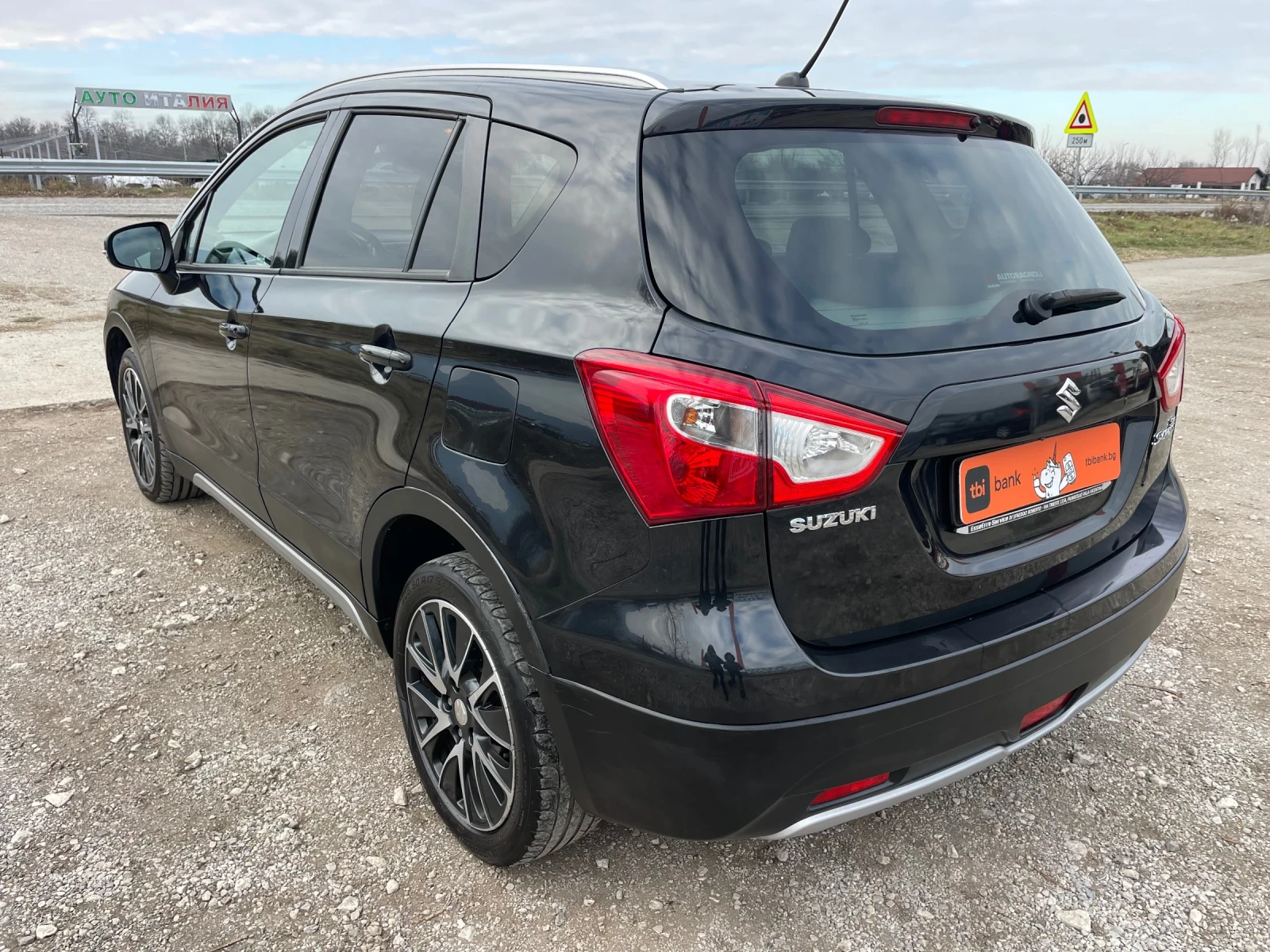 Suzuki SX4 S-Cross 1.6TDI-120-ITALIA | Mobile.bg — изображение 12