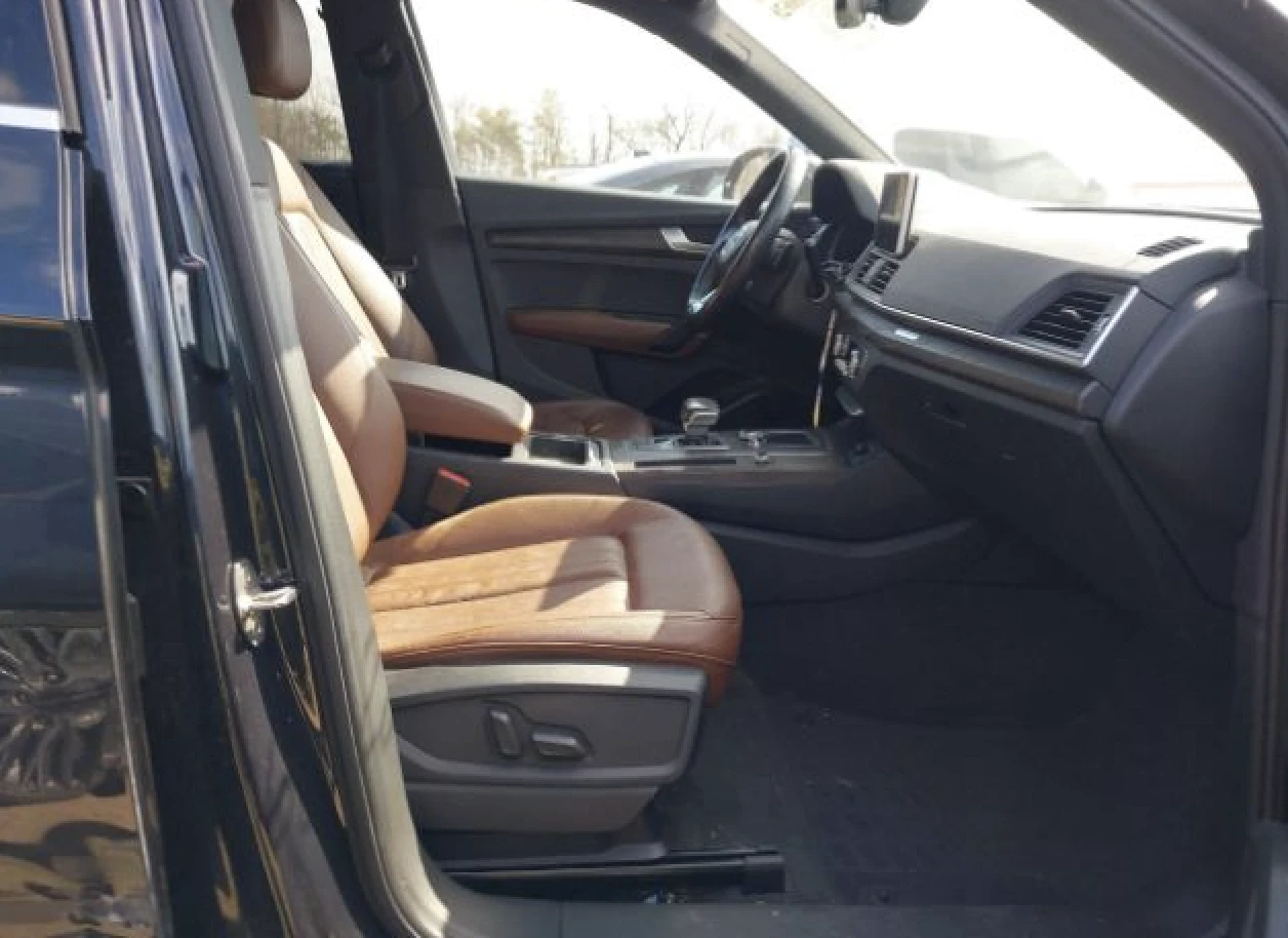 Audi Q5 B&O* ПОДГРЕВ* ПАНОРАМА* KEYLESS* МЪРТВА ТОЧКА - изображение 7