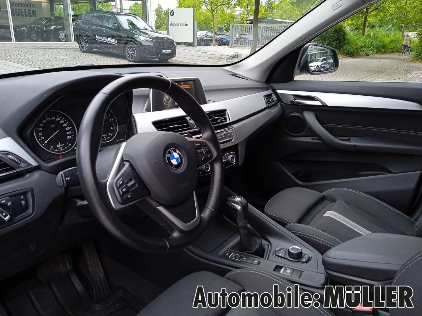 BMW X1 Xdrive - изображение 7