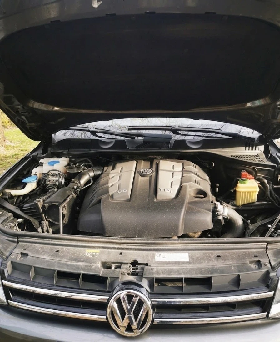 VW Touareg, снимка 4 - Автомобили и джипове - 54548912