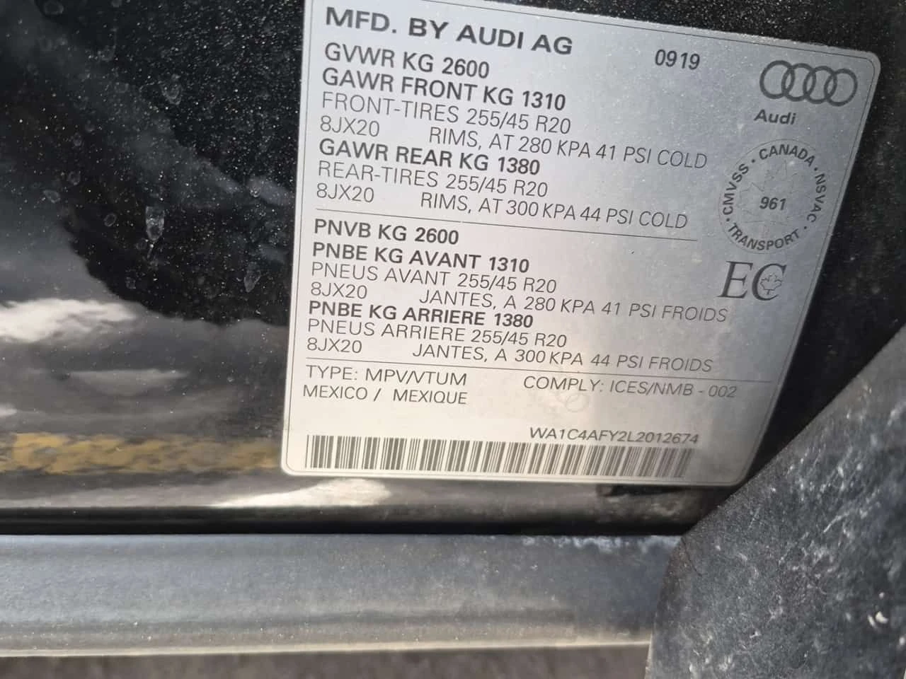 Audi SQ5 TECHNIK / 360 / DIS / B&O / АВТОКРЕДИТ , снимка 16 - Автомобили и джипове - 54639754