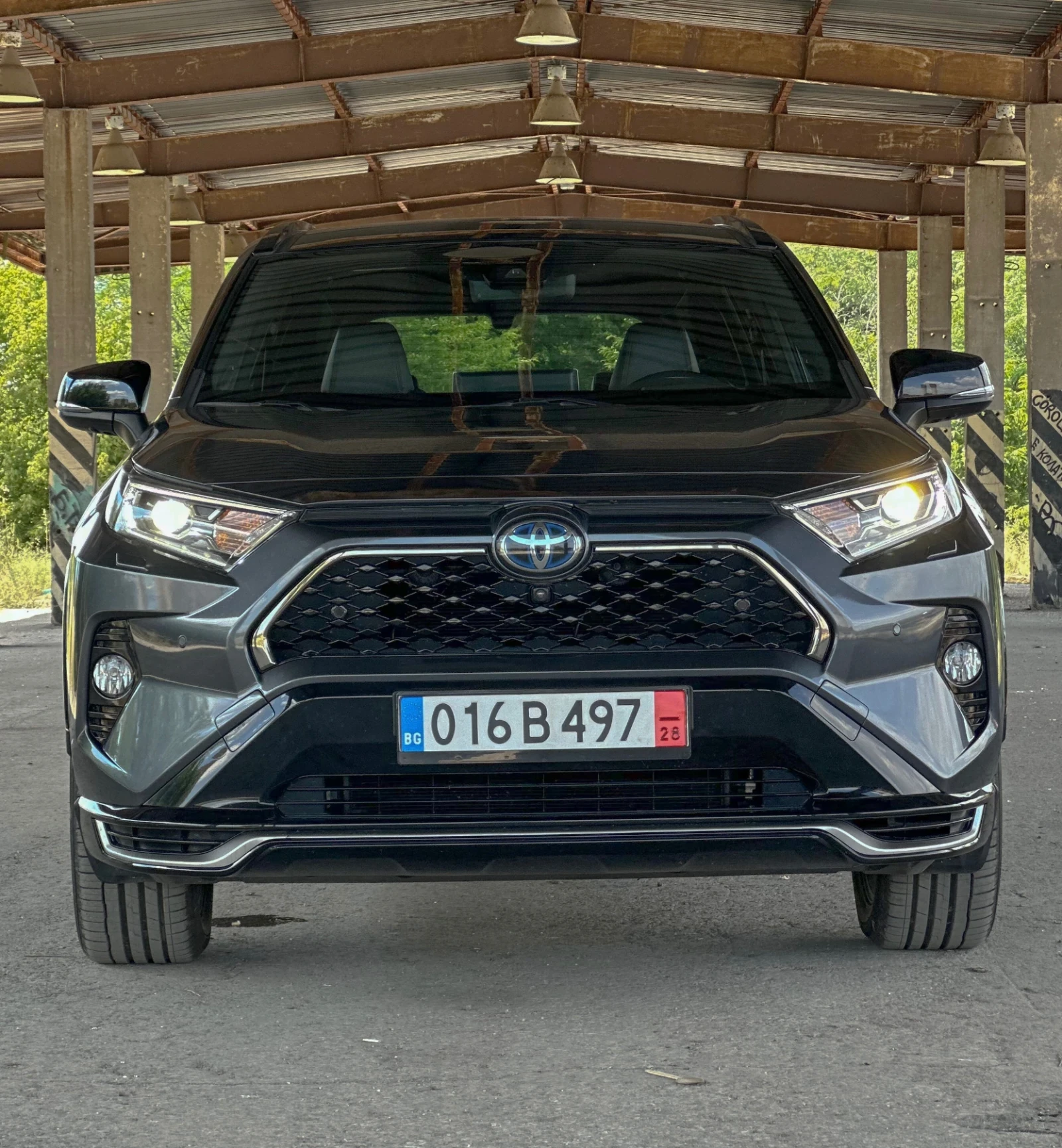 Toyota Rav4 2.5PLUGIN/4х4/ГРАНЦИЯ/Всички екстри