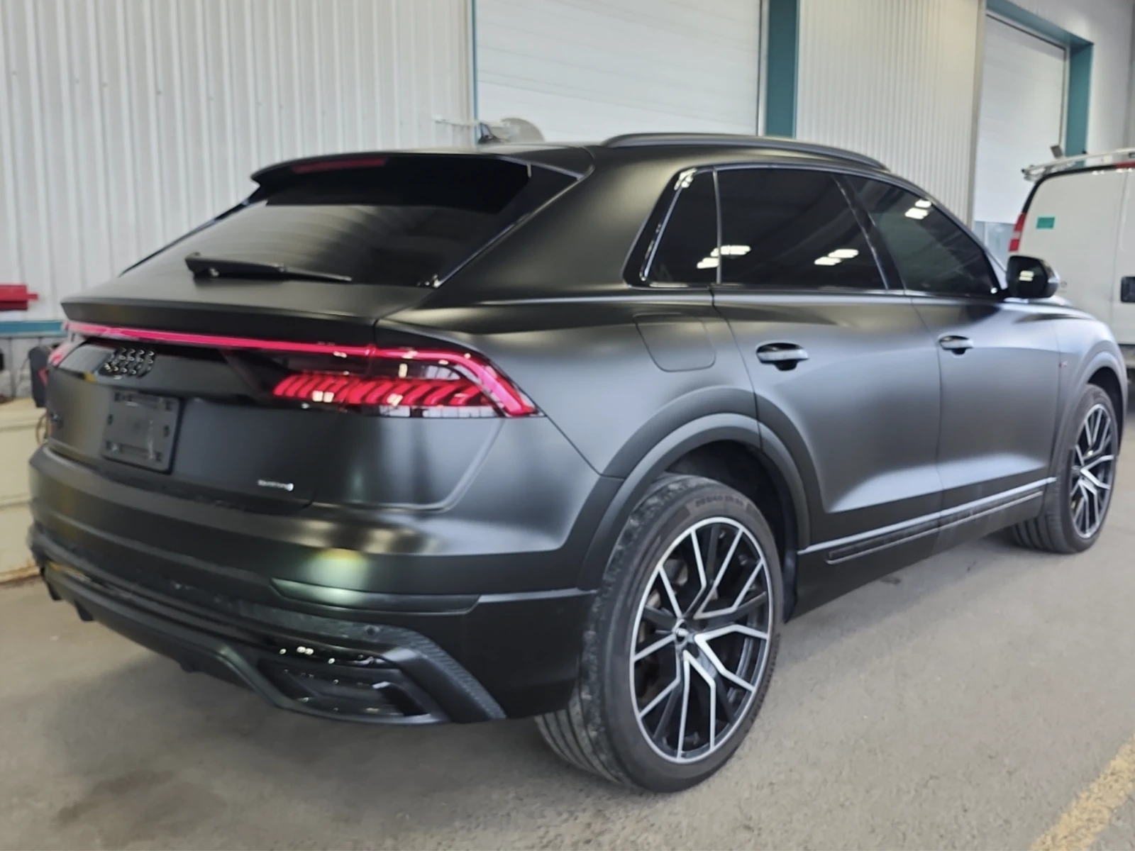Audi Q8 2019 Audi Q8 PRESTIGE, снимка 3 - Автомобили и джипове - 54996314