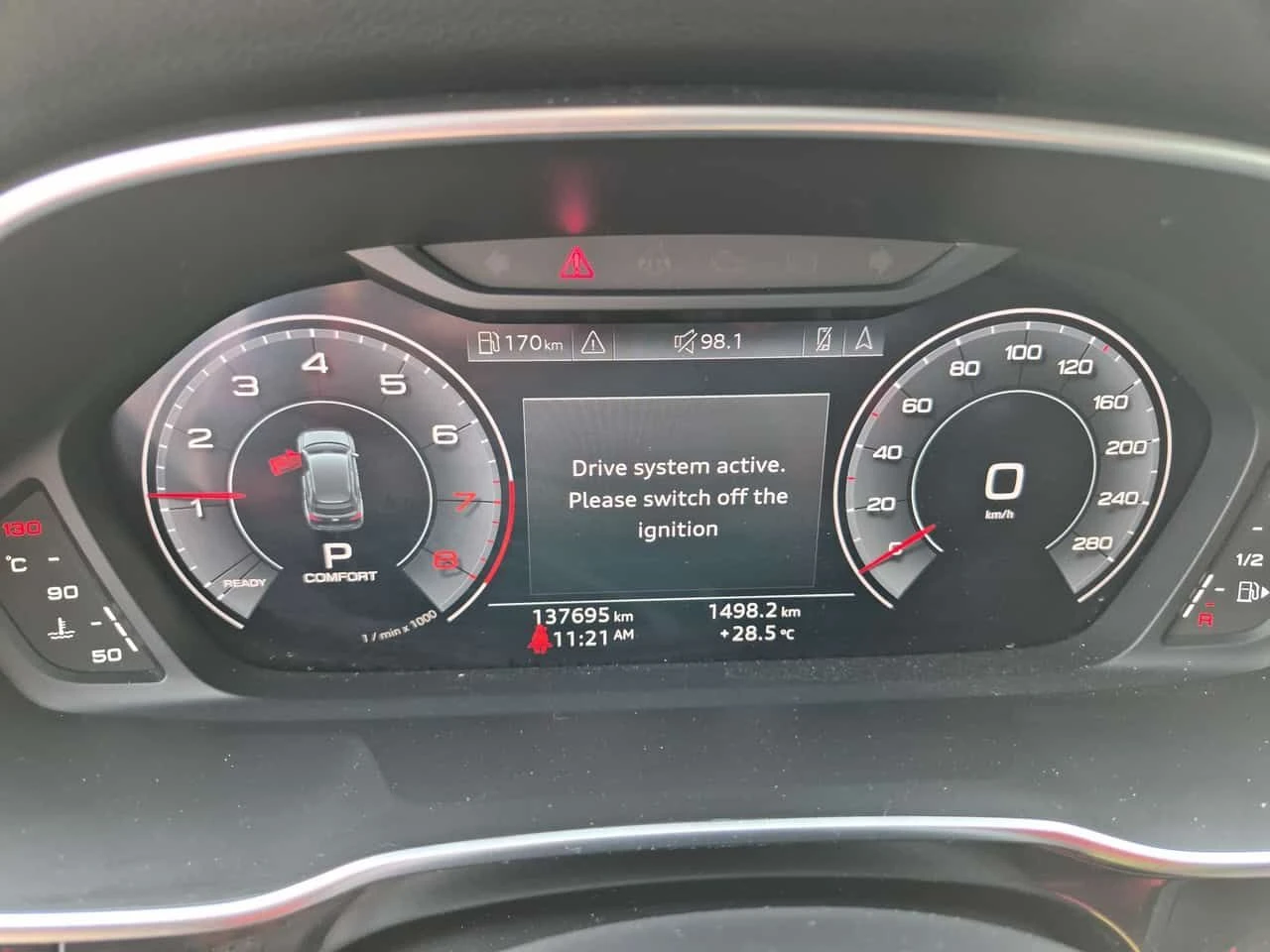 Audi Q3 Technik 45 TFSI | CARFAX | АВТОКРЕДИТ , снимка 8 - Автомобили и джипове - 55344063