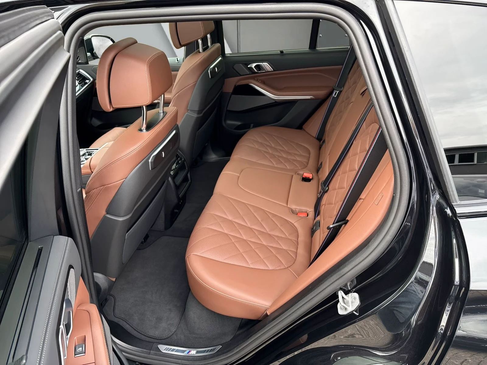 BMW X5 50e* M-SPORT* HEAD-UP* PANO* DISTR* 360CAM* H&K* M, снимка 12 - Автомобили и джипове - 55951199